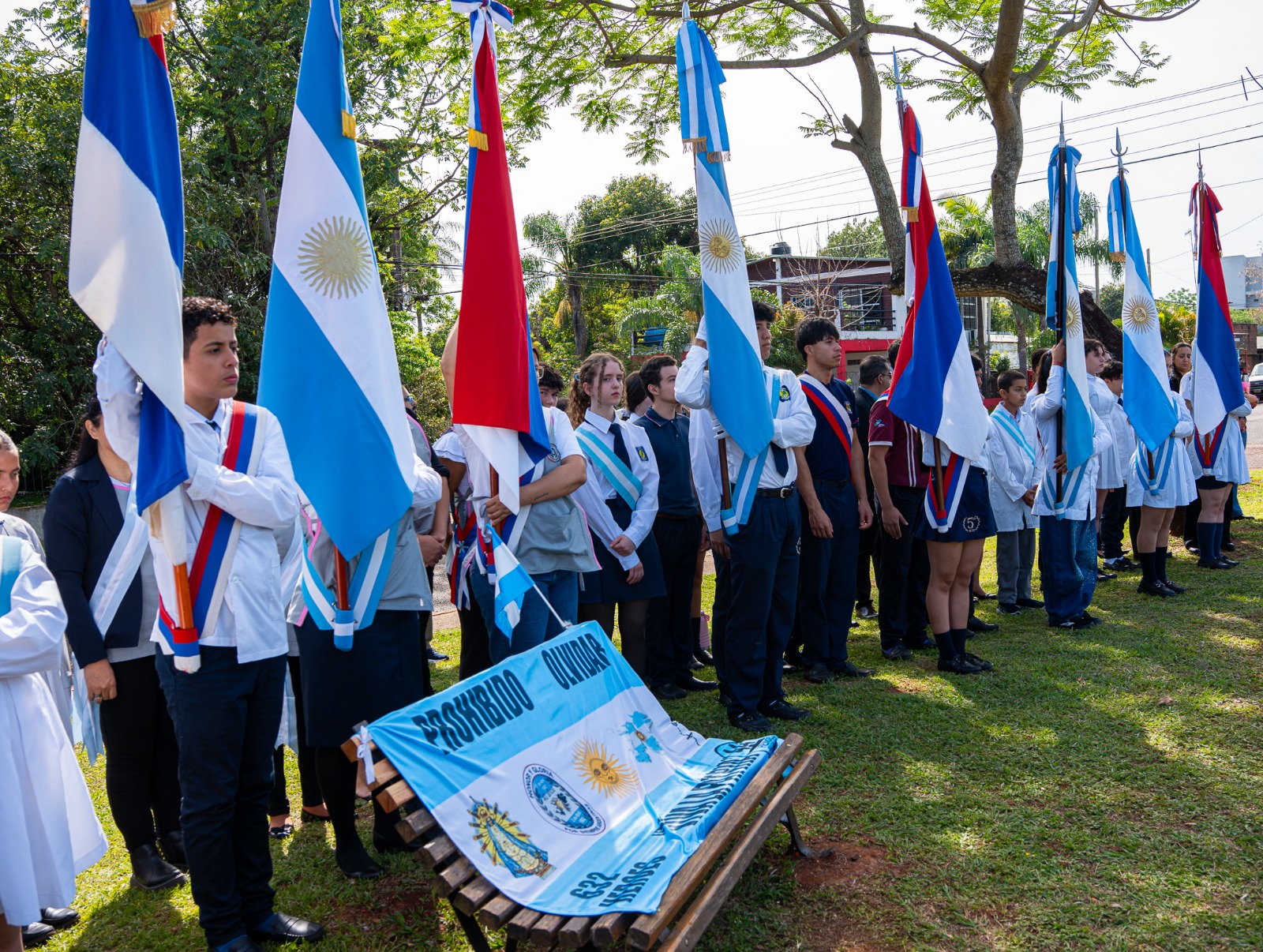 <p>Miguel Lanús celebró sus 122 años homenajeando a los héroes de Malvinas</p>